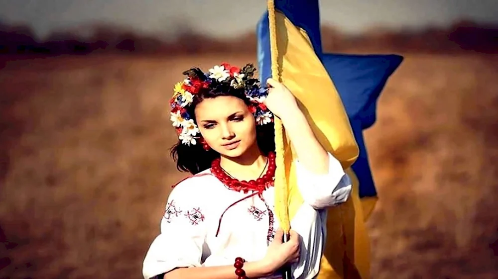 Украинка с флагом