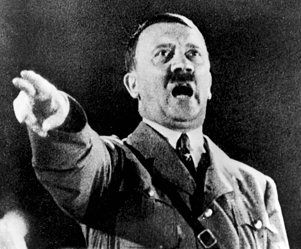 Адольф Гитлер злой