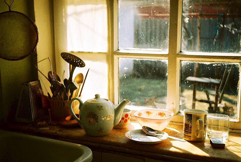 Чаепитие у окна