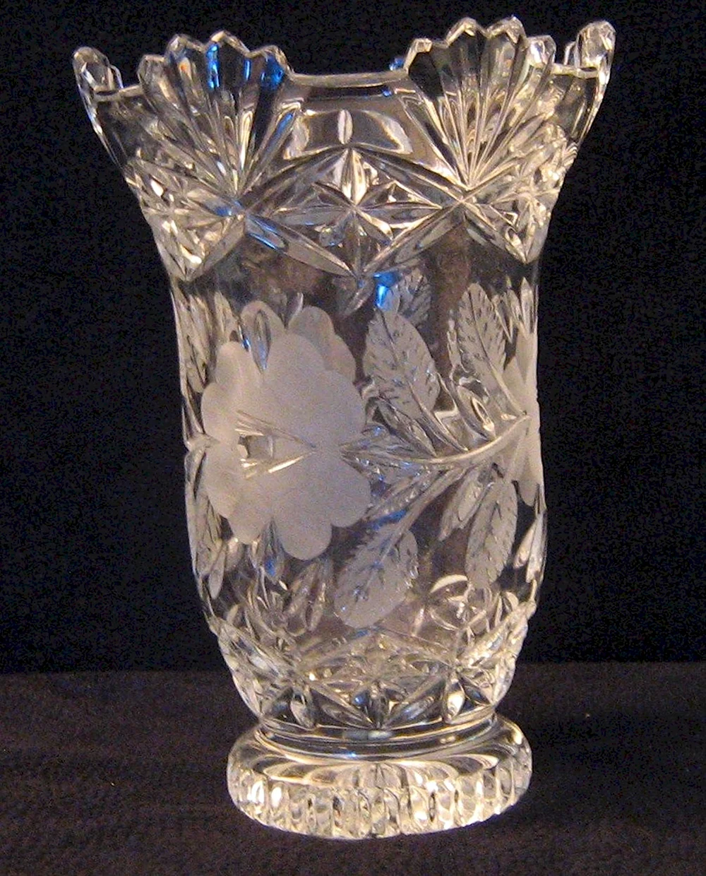 Декор хрустальной вазы