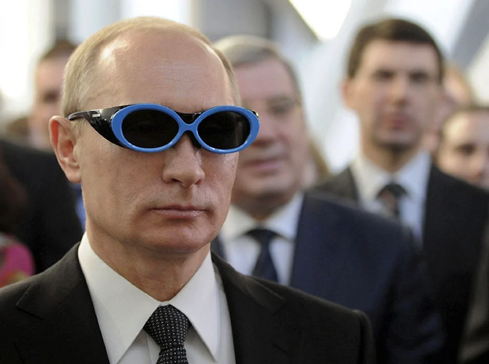 Демотиваторы про Путина