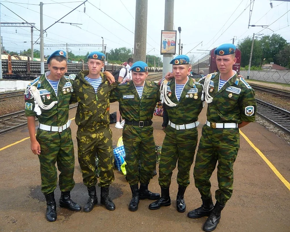 ДМБ 2006 солдаты
