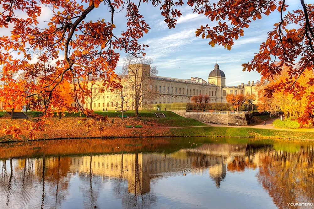Гатчина Гатчинский дворец осенью