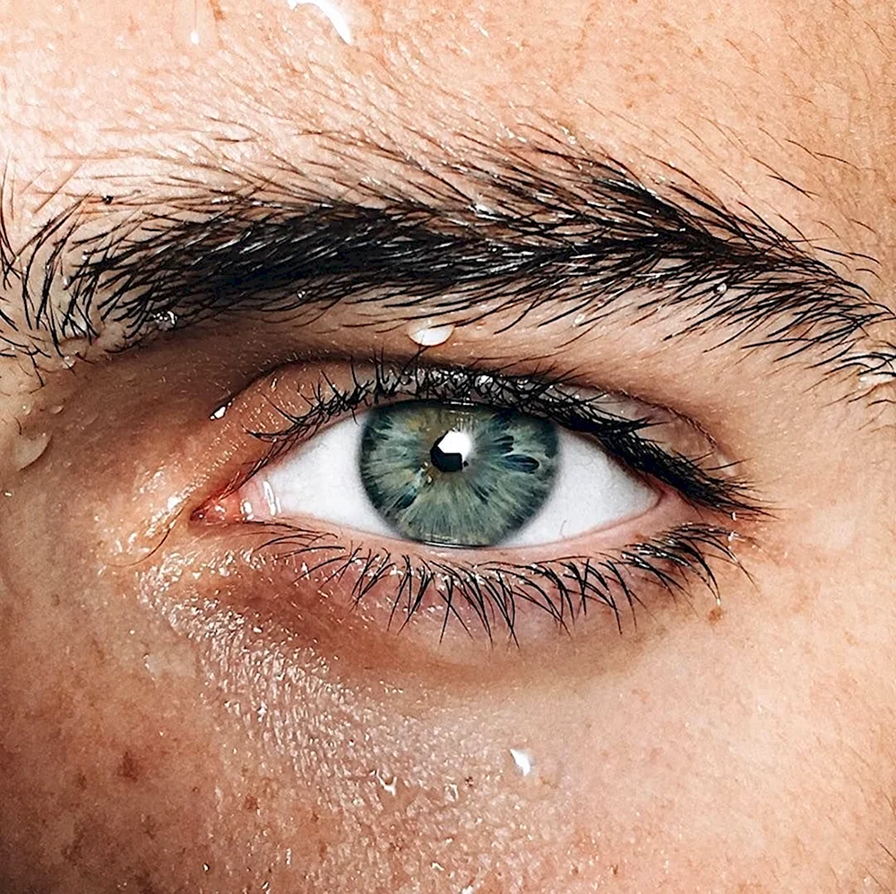 Глаза мужские
