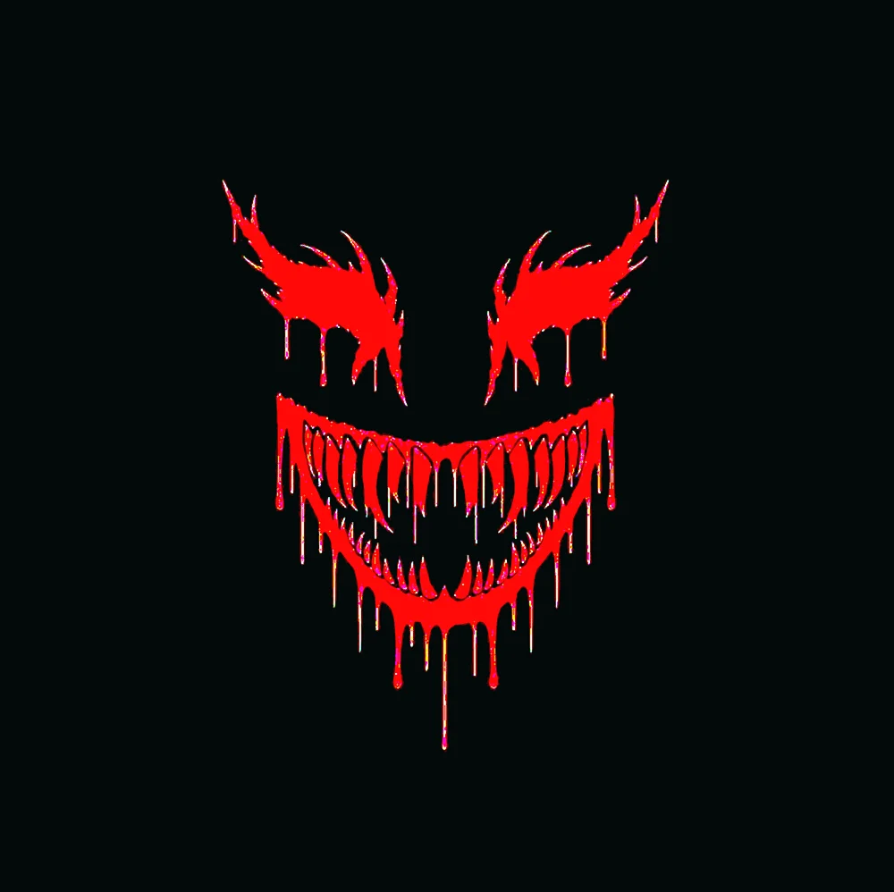 Demon clan. Улыбка демона. Зловещая улыбка на черном фоне. Зловещая улыбка.