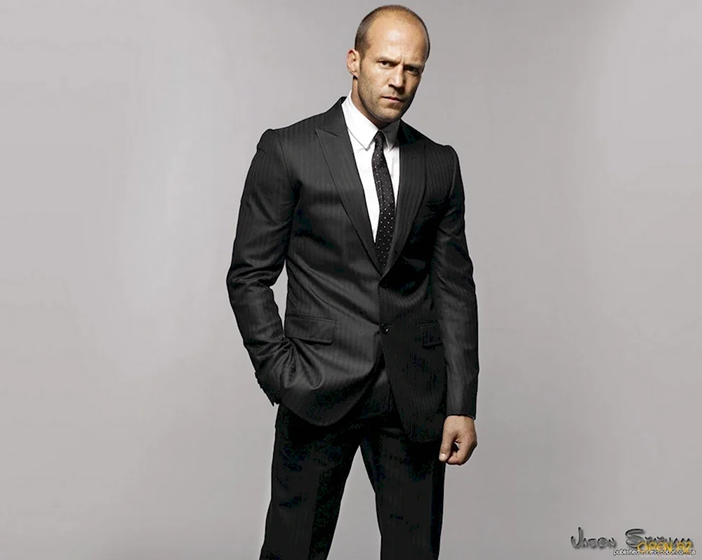 Jason Statham в полный рост