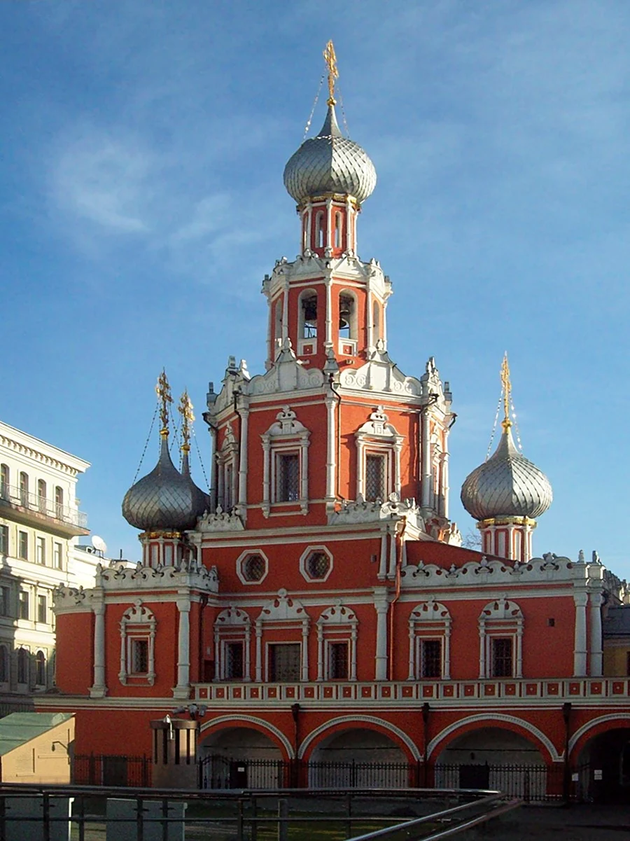 Храм иконы Божьей матери Знамение Москва