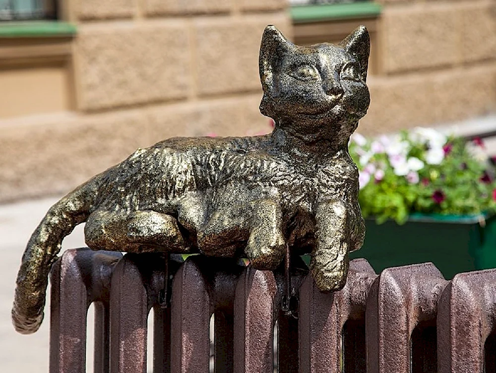 Кот на батарее памятник Пермь