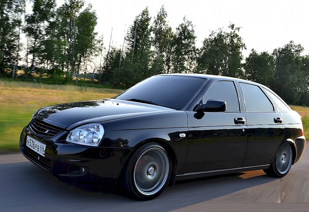 Lada Priora хэтчбек