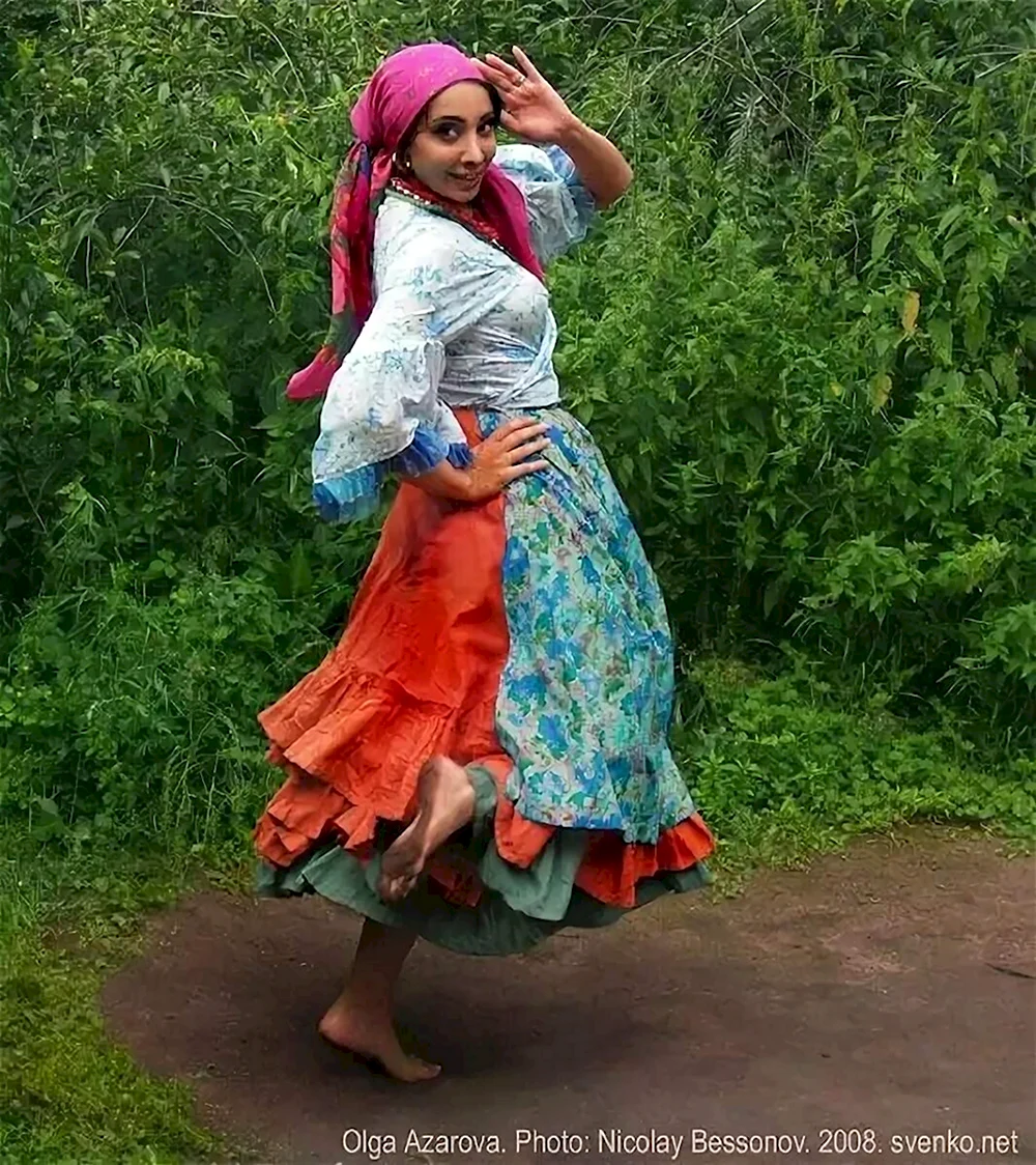Лидия Гострячиха цыганка