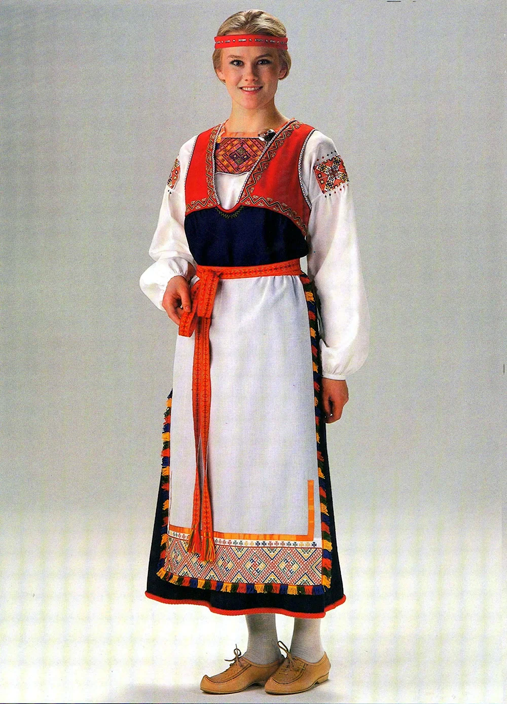 Национальный костюм Карелии вепсы