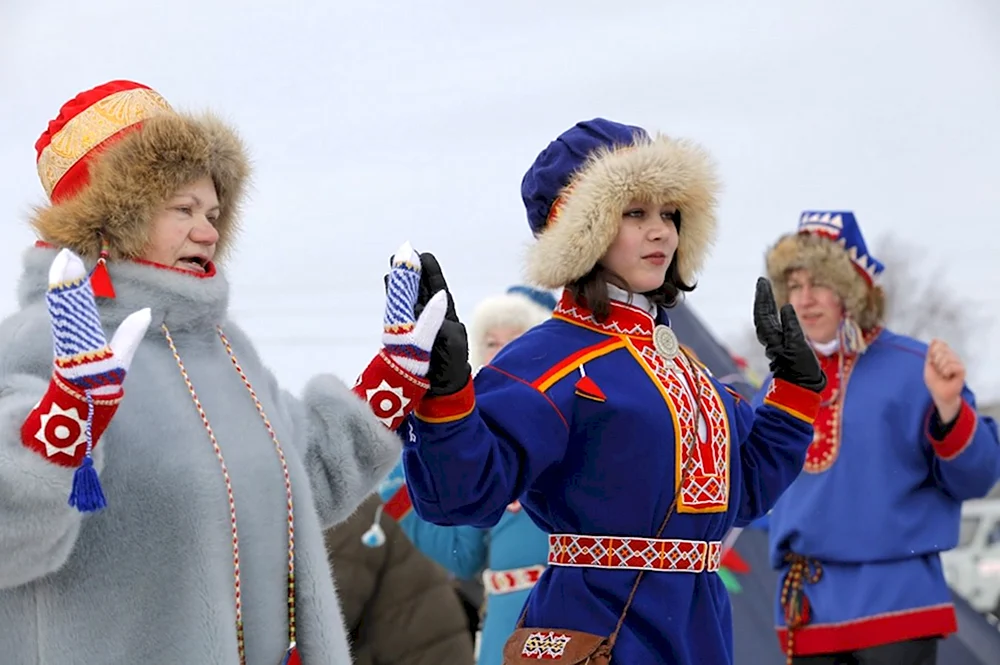 Национальный костюм саамов Мурманской области