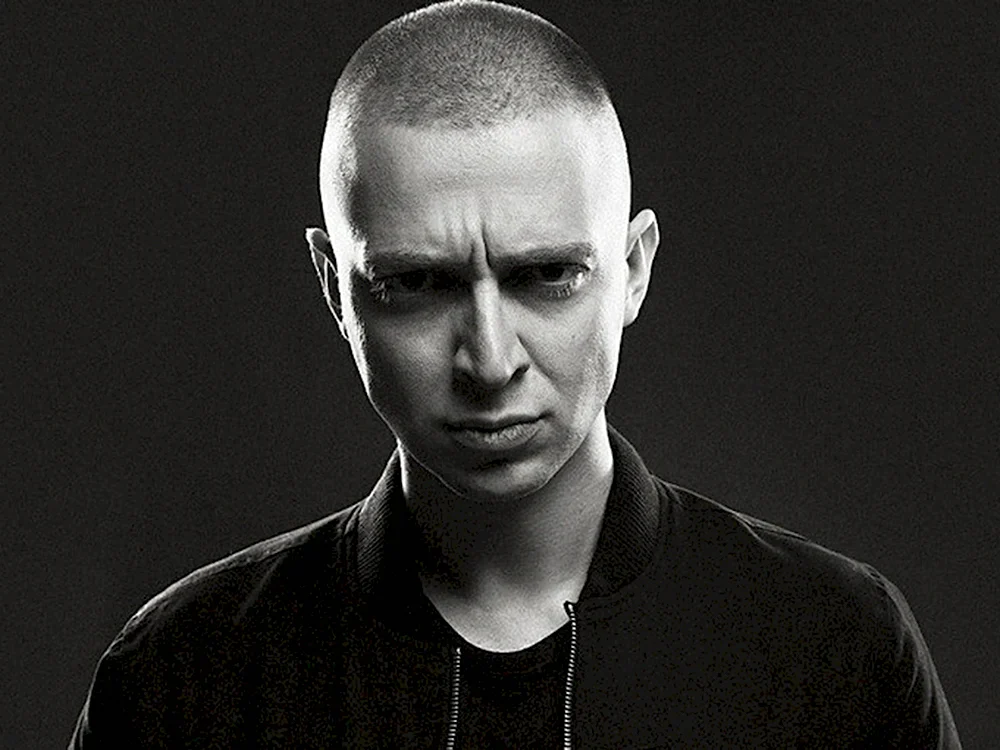 Oxxxymiron