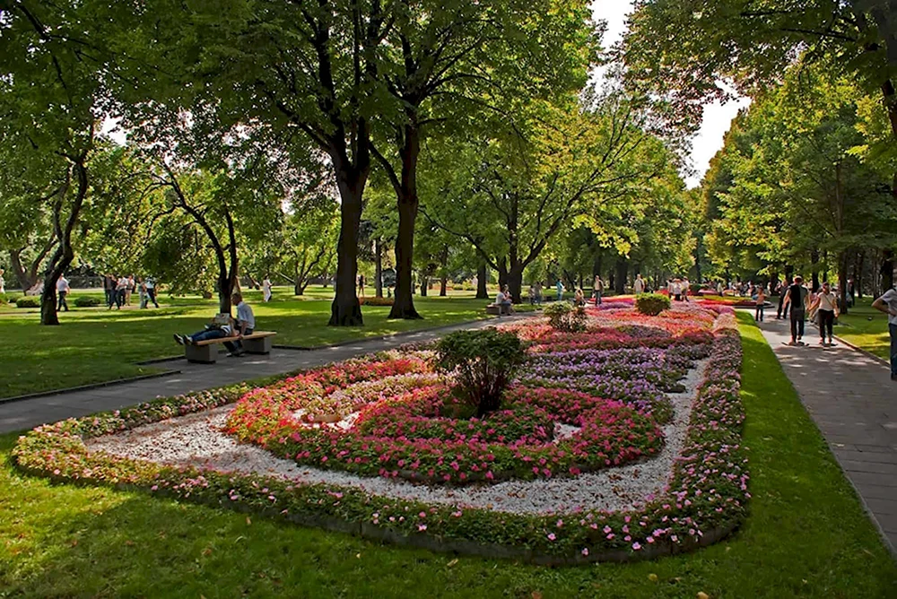 Парк Тайницкий сад