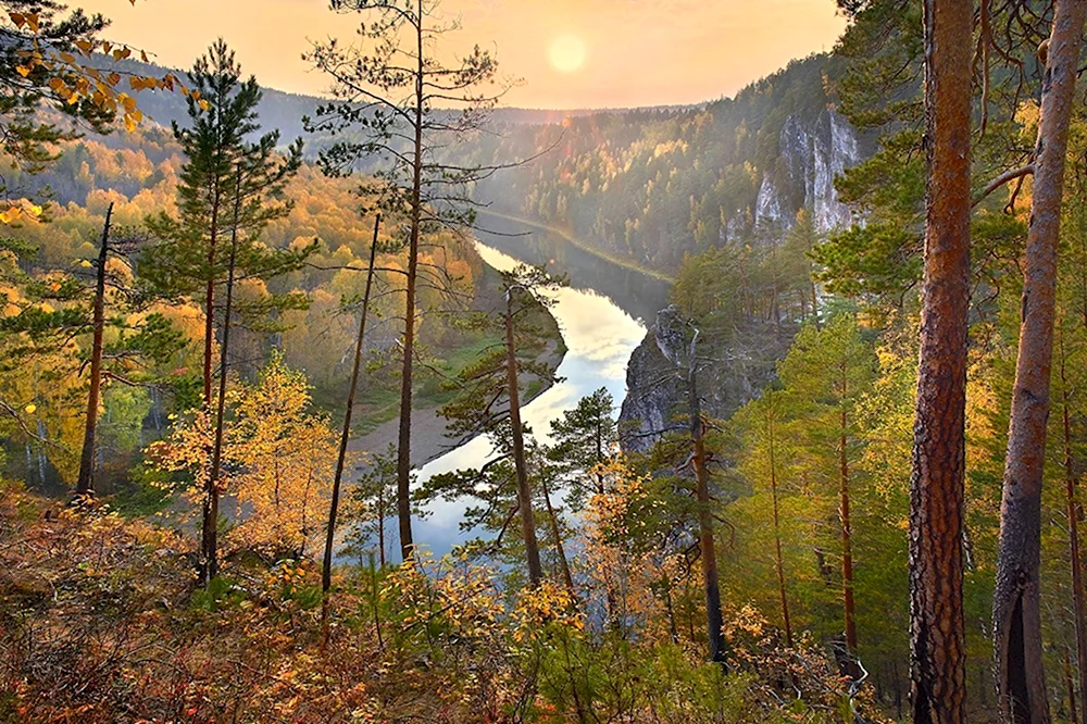 Река Чусовая осенью