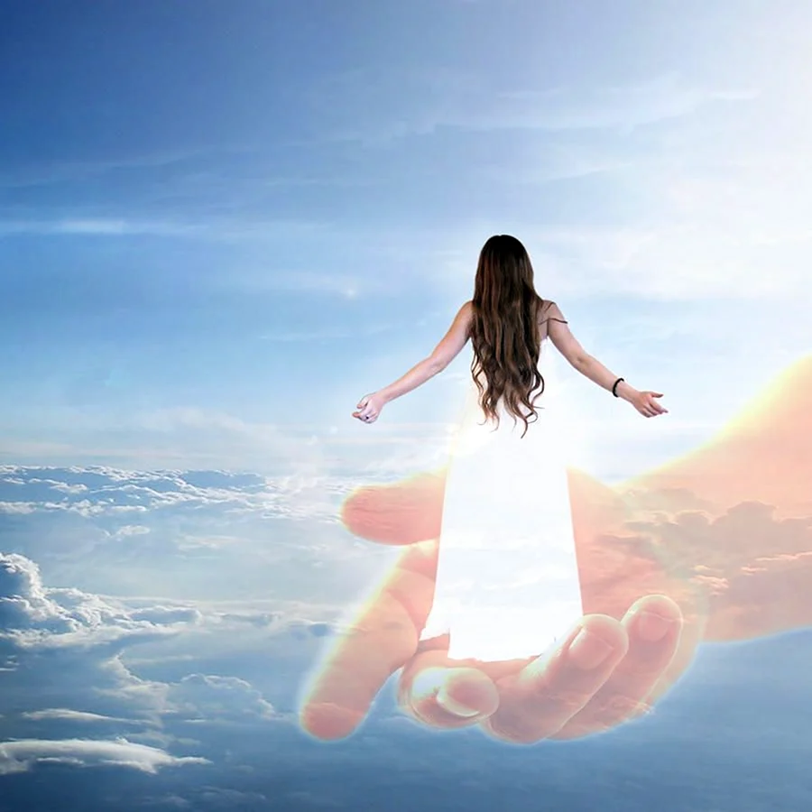 Руки с неба Иисус