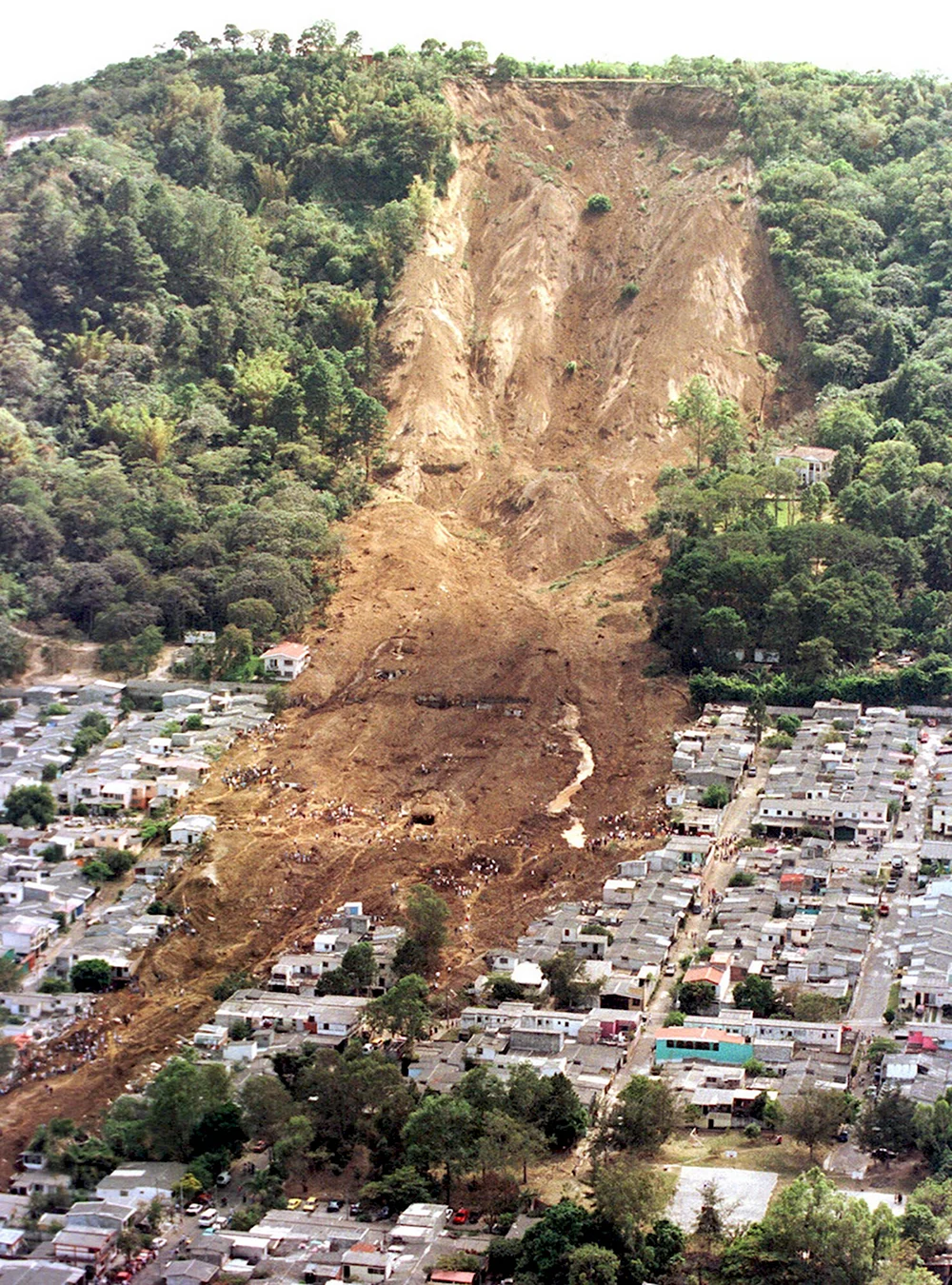 Сальвадор 2001 оползень
