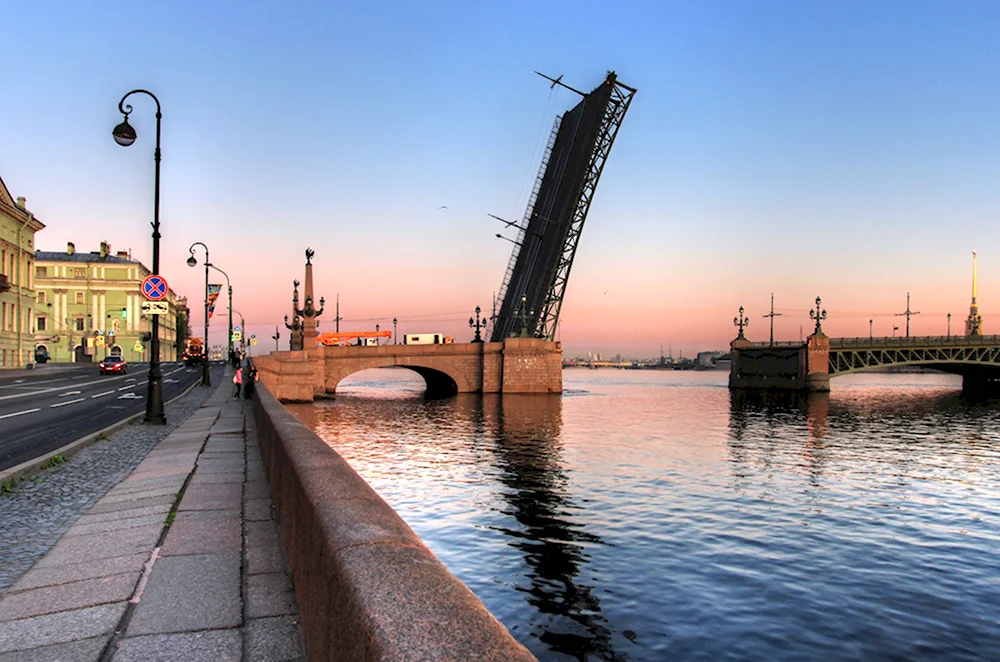 Санкт-Петербург утро