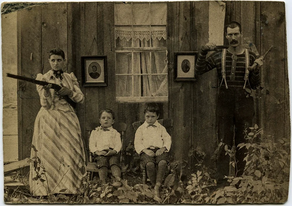 Старые семейные снимки