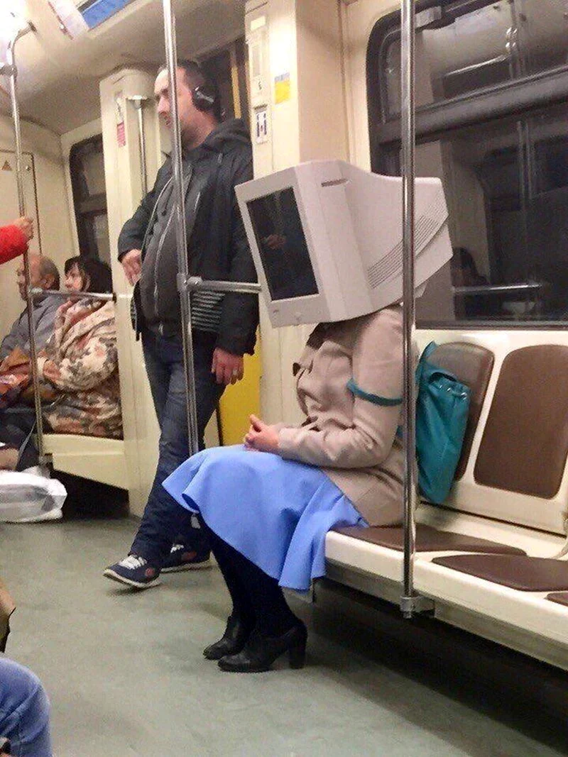 Странные пассажиры в Московском метро