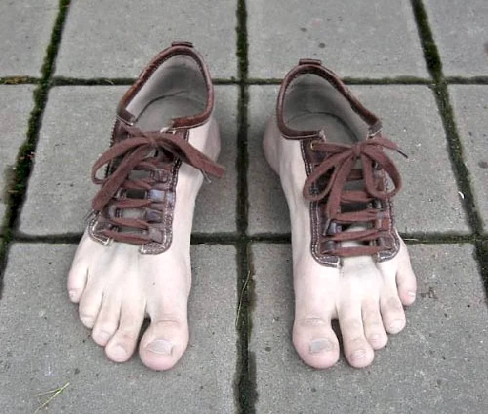 Страшные ботинки