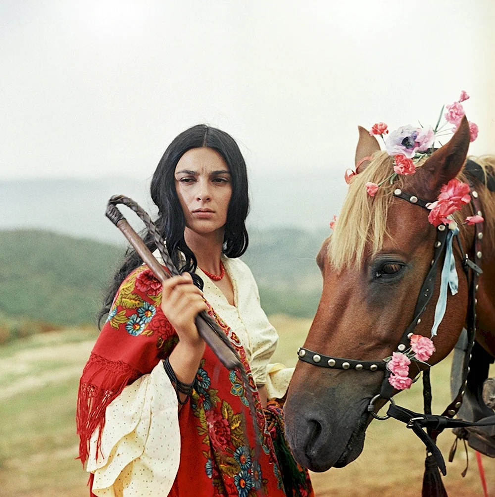 Светлана Тома цыганка