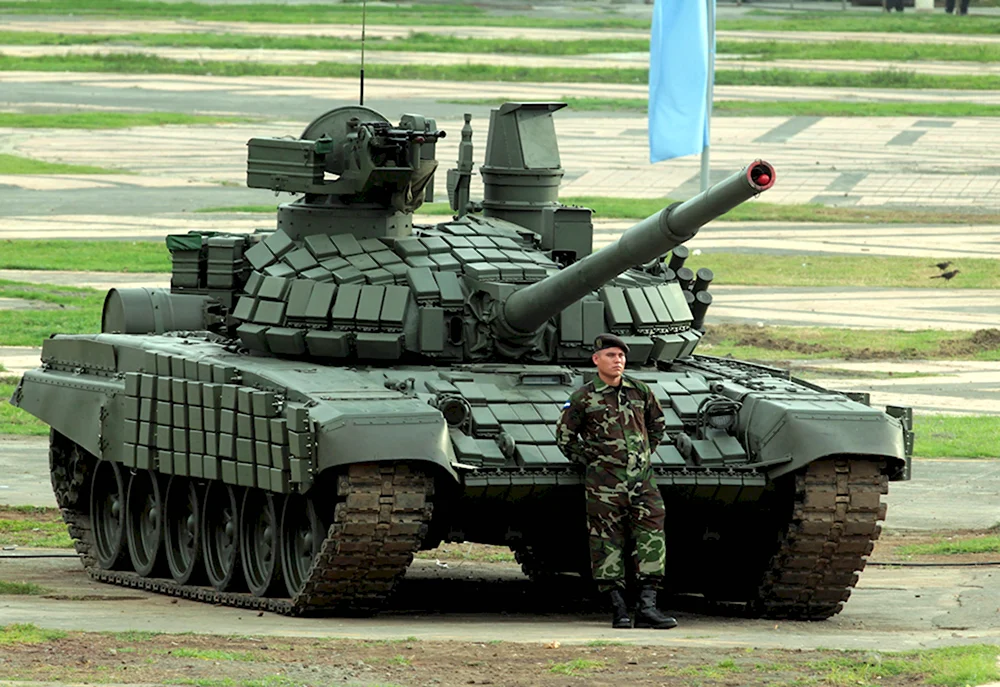 Т-72б основной боевой танк