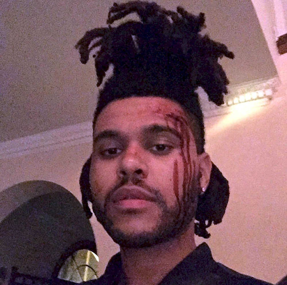 The Weeknd без бороды