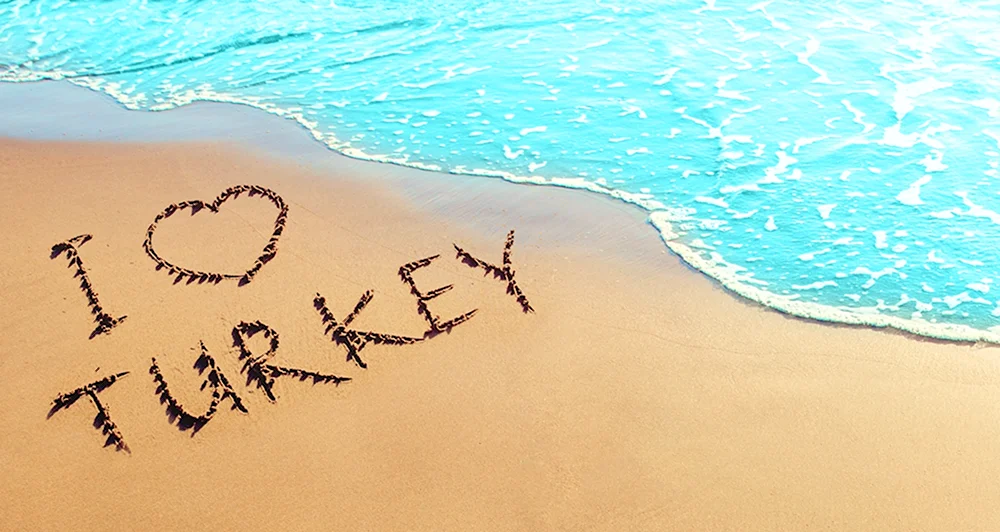Турция надпись на песке