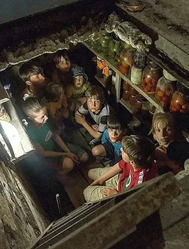 Украина 2014 дети Донбасс в подвалах