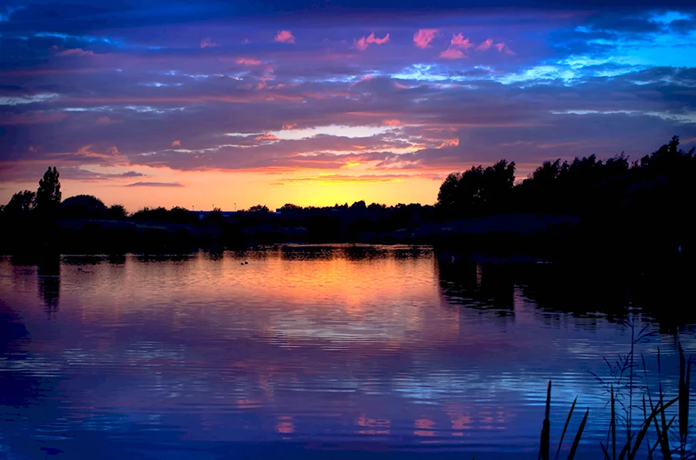 Вечер на реке