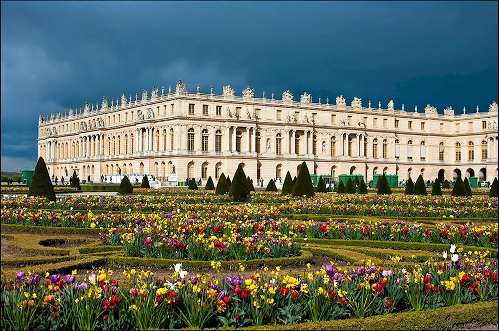 Версальский дворец в Париже