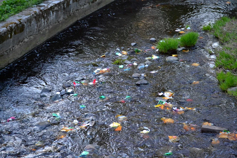 Загрязнение мусор реки Исеть Екатеринбург