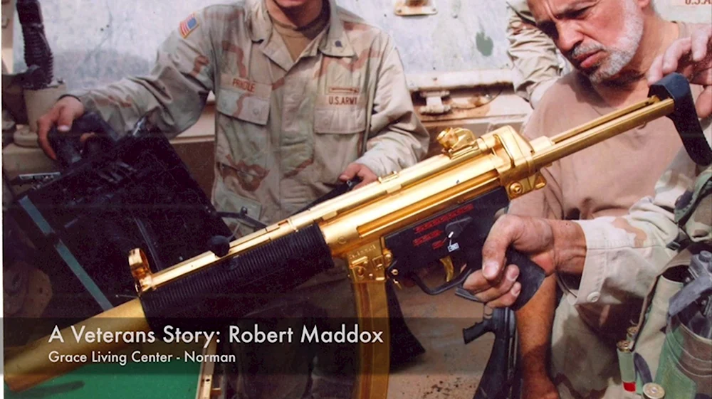 Золотой АК 47 Саддама Хусейна