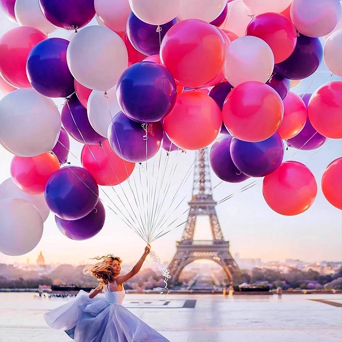 Алмазная мозаика девушка с шарами в Париже