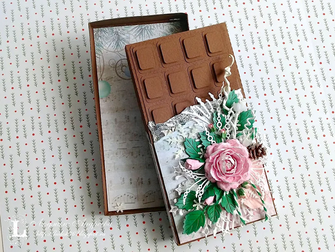Декорированные плитки шоколада