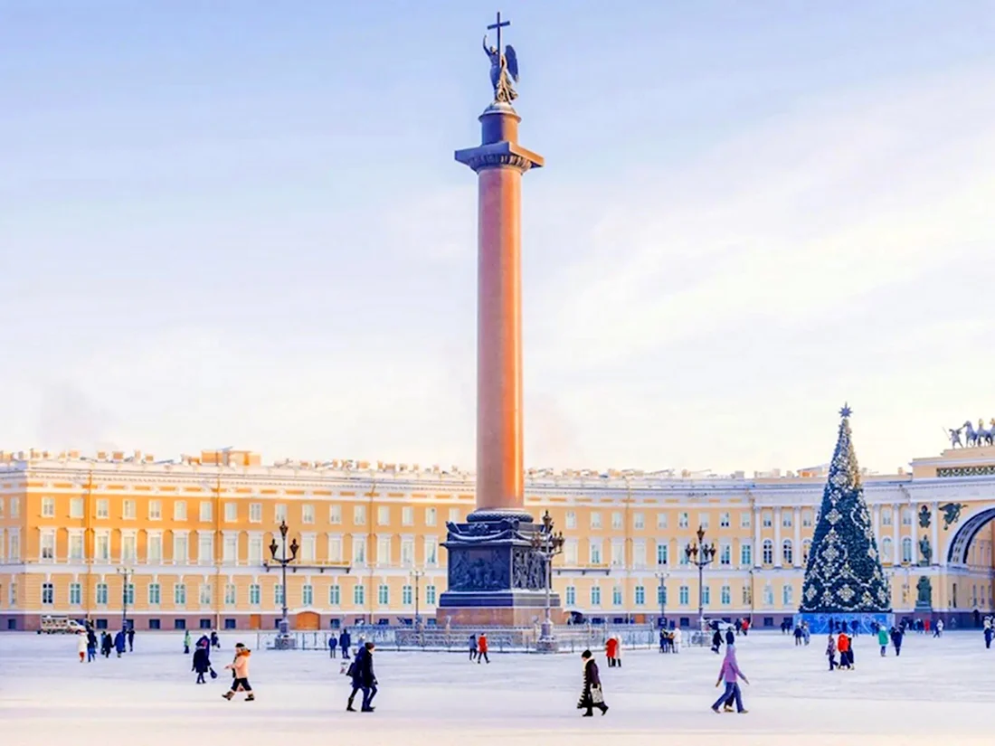 Дворцовая площадь в Санкт-Петербурге зима