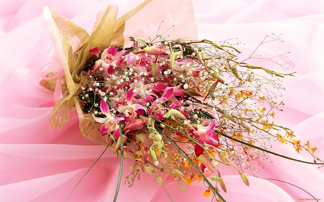 Креативный букет цветов с днем рождения