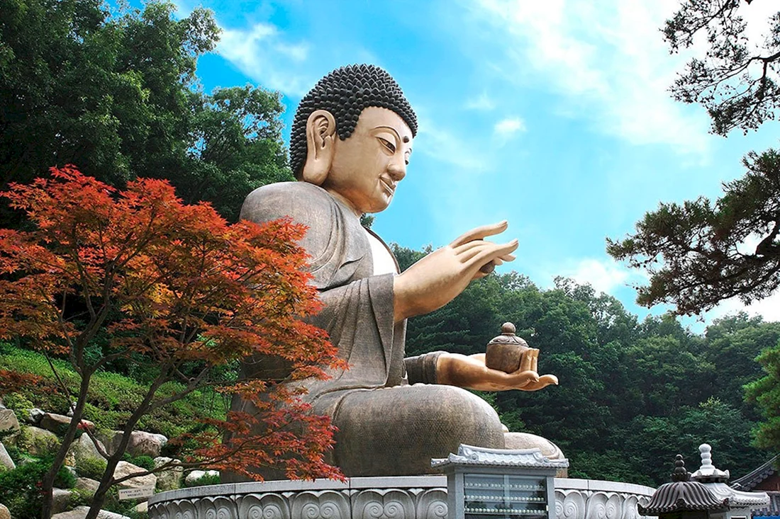 Статуя Будды в Южной Корее